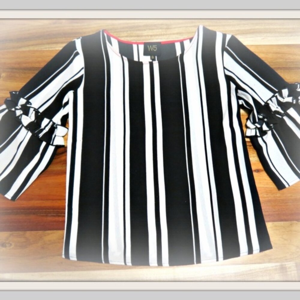 W5 BRAND NEW WITHOUT A TAG BLOUSE SIZE S
